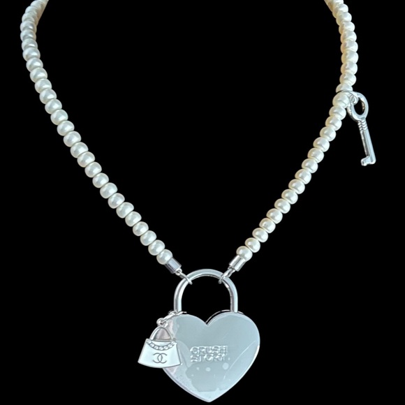 CHANEL Heart Lock/Key & CHANEL Charm On Unbranded Pearl & Sterling Necklace✨NWT✨ - Picture 1 of 16